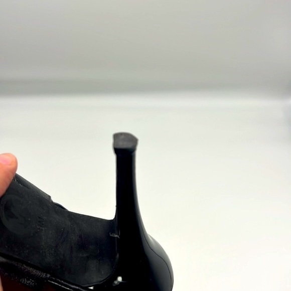 Michael Kors - Black & Patent Leather High Heels With Slingback Open Toe Size 9 - Picture 9 of 16